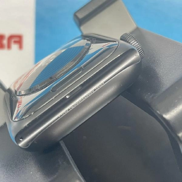 Apple Watch SE GPSモデル  MYE02J/A A2351 極美品