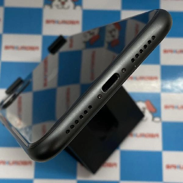 iPhone11 au版SIMフリー 128GB MWM02J/A A2221 美品 ブラック