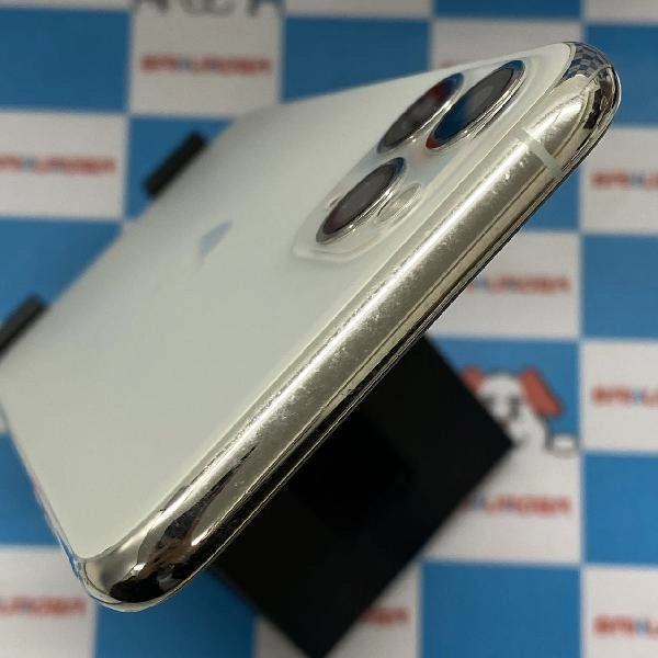 iPhone11 Pro au版SIMフリー 256GB MWC82J/A A2215 極美品