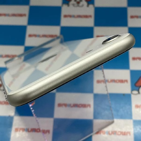 iPhoneSE 第2世代 au版SIMフリー 64GB MHGQ3J/AA2296 美品 ホワイト