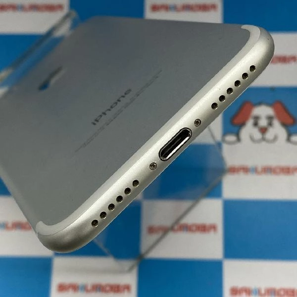iPhone7 Apple版SIMフリー 256GB MNCR2J/A A1779 極美品 シルバー