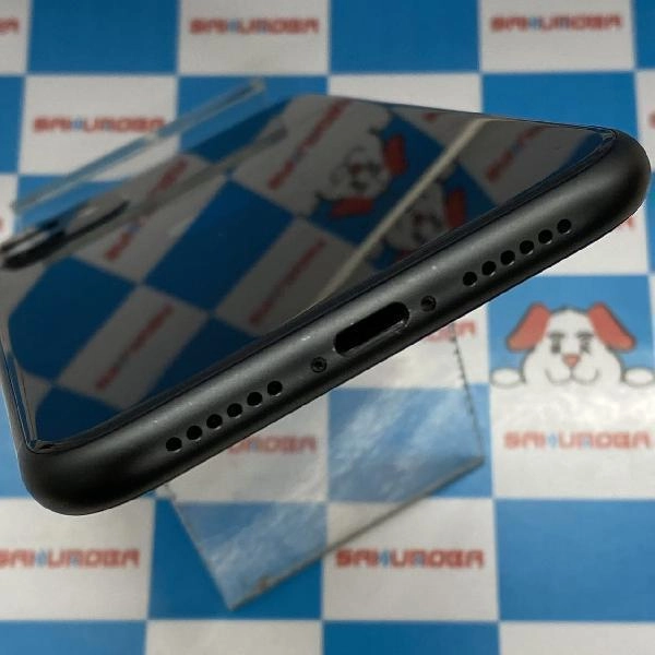 iPhone11 au版SIMフリー 64GB MWLT2J/A A2221 ブラック