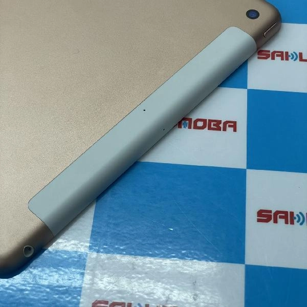 iPad 第7世代 au版SIMフリー 32GB MW6D2J/A A2198