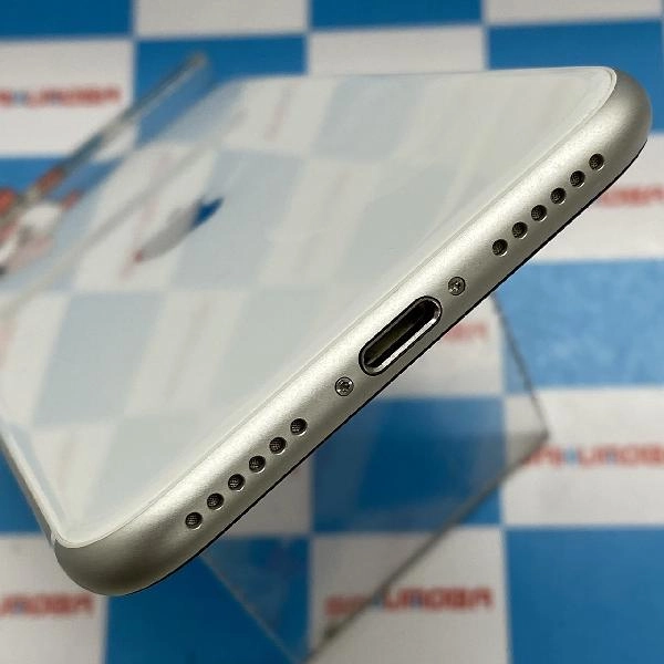 iPhoneSE 第2世代 au版SIMフリー 64GB MX9T2J/A A2296 極美品 ホワイト