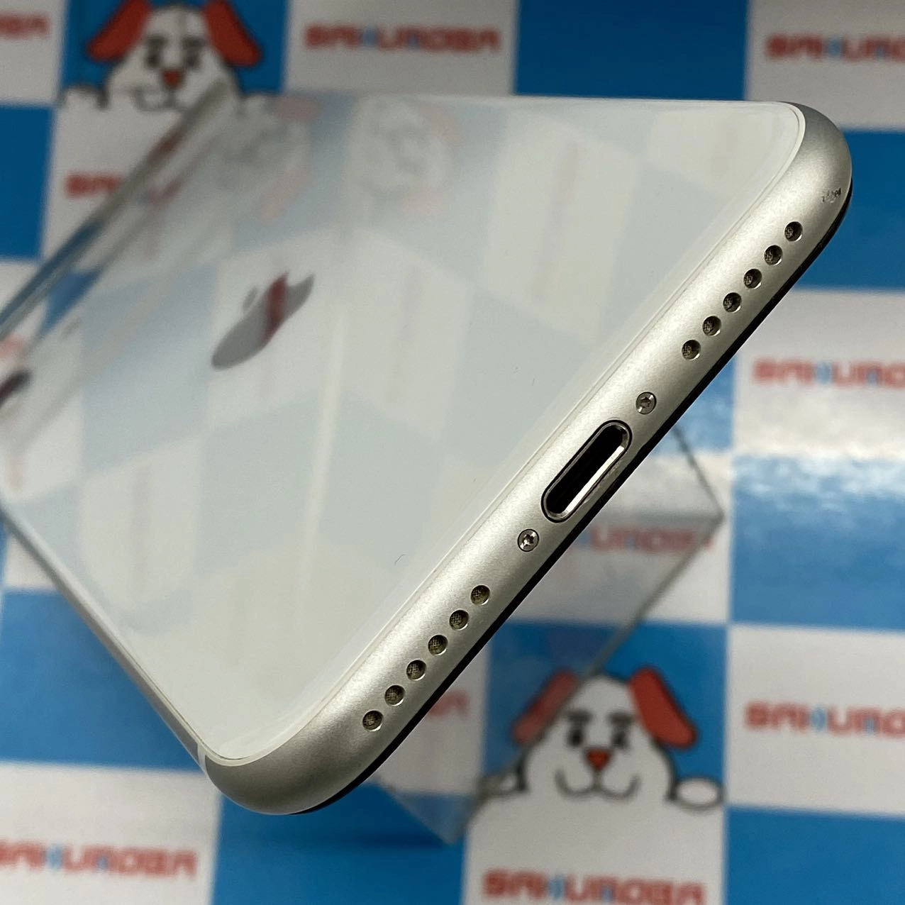 iPhone8 docomo版SIMフリー 256GB MQ852J/A A1906 極美品 シルバー