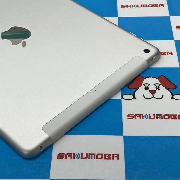 iPad 第7世代 docomo版SIMフリー 32GB MW6C2J/A A2198 極美品