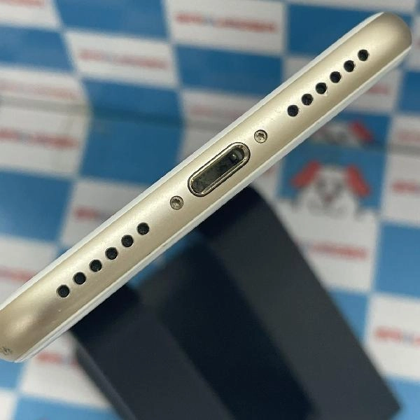 iPhone7 docomo版SIMフリー 128GB MNCM2J/A A1779 ゴールド