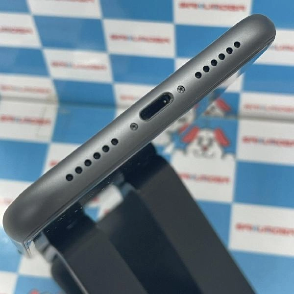 iPhone11 Apple版SIMフリー 64GB MHDA3J/A A2221 ブラック