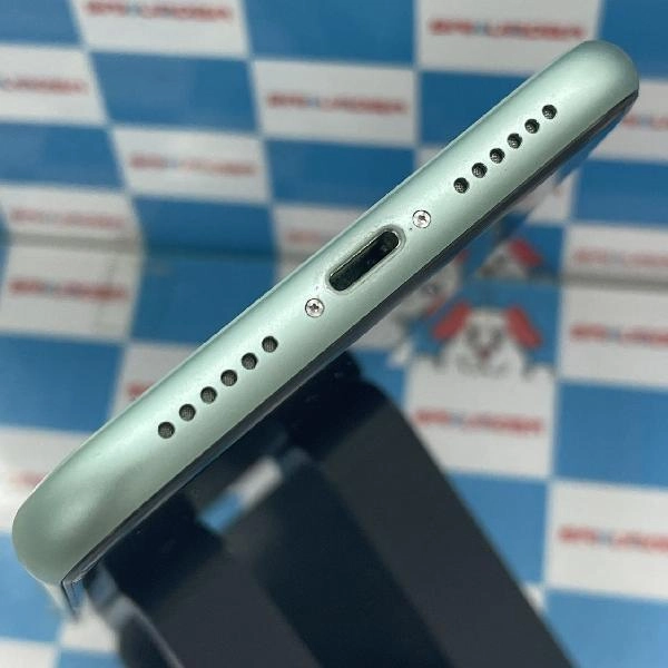 iPhone11 docomo版SIMフリー 128GB MWM62J/A A2221 グリーン