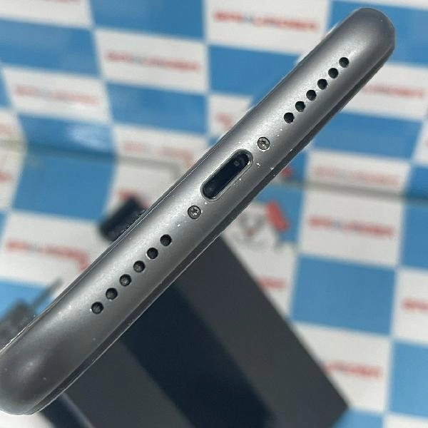 iPhone11 docomo版SIMフリー 128GB MWM02J/A A2221 ブラック