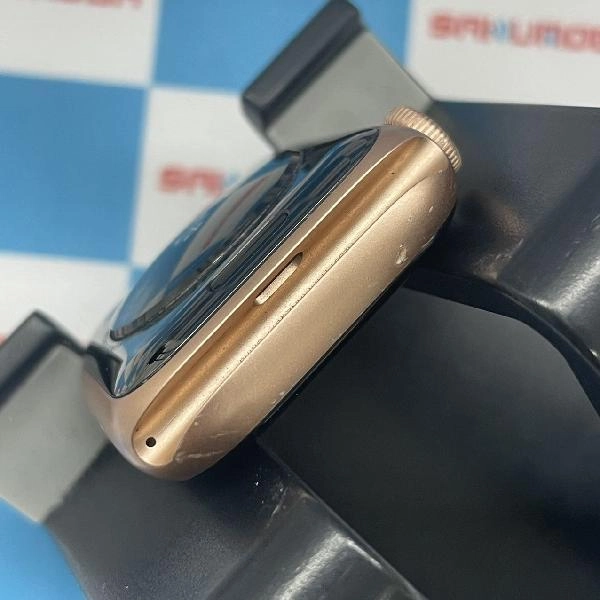 Apple Watch SE GPSモデル  MYDN2X/A