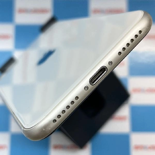 iPhoneSE 第3世代 SoftBank版SIMフリー 64GB MMYD3J/A A2782