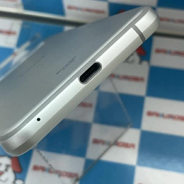 AQUOS sense3 basic SHV48 au 64GB 極美品