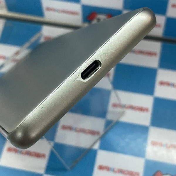 BASIO4 KYV47 au 32GB