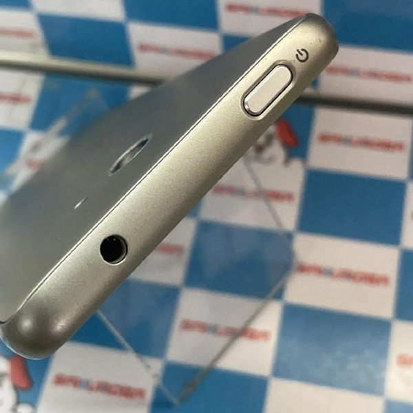 BASIO4 KYV47 au 32GB