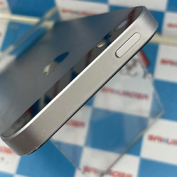 iPhoneSE Apple版SIMフリー 64GB NLM62J/A A1723