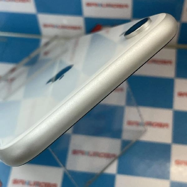 iPhoneXR au版SIMフリー 64GB MT032J/A A2106 極美品