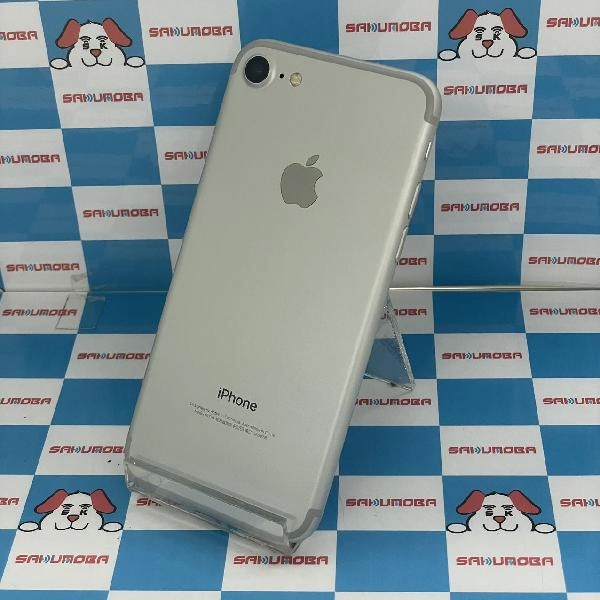 iPhone7 au版SIMフリー 32GB MNCF2J/A A1779 美品 シルバー