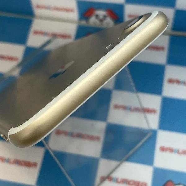 iPhone7 au版SIMフリー 32GB MNCM2J/A A1779 極美品 ゴールド