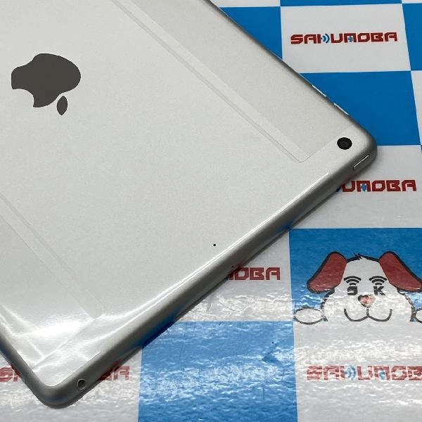 iPad 第8世代 Wi-Fiモデル 32GB NYLA2J/A A2270 交換未使用品