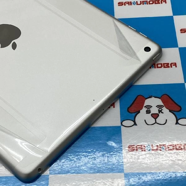 iPad 第8世代 Wi-Fiモデル 32GB NYLA2J/A A2270 交換未使用品