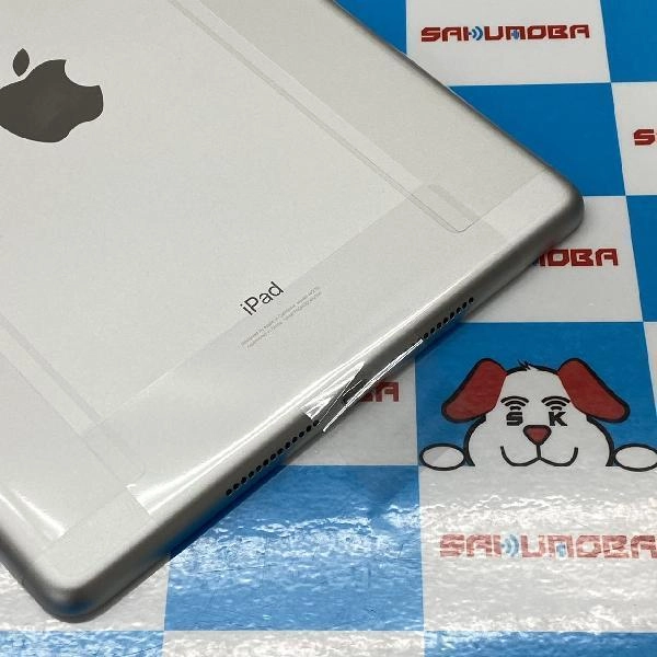 iPad 第8世代 Wi-Fiモデル 32GB NYLA2J/A A2270 交換未使用品