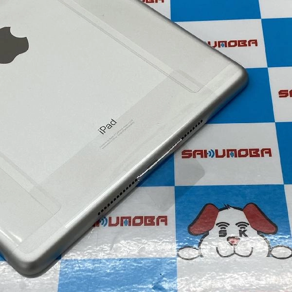 iPad 第8世代 Wi-Fiモデル 32GB NYLA2J/A A2270 交換未使用品