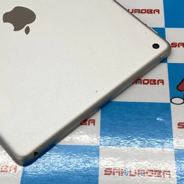 iPad 第6世代 Wi-Fiモデル 128GB MR7K2J/A A1893