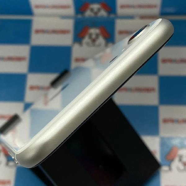 iPhoneSE 第2世代 au版SIMフリー 64GB MHGQ3J/A A2296 極美品 ホワイト