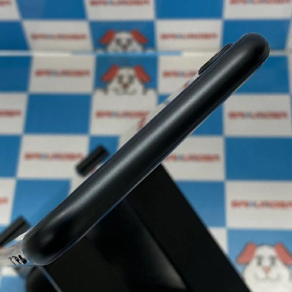 iPhoneSE 第3世代 au版SIMフリー 64GB MMYC3J/A A2782