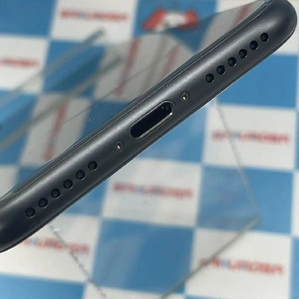 iPhoneSE 第2世代 SoftBank版SIMフリー 64GB MHGP3J/A A2296 新品同様品 ブラック