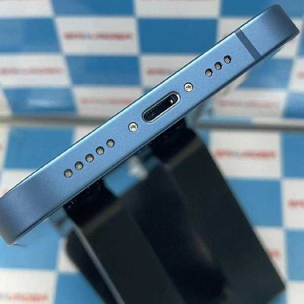 iPhone13 docomo版SIMフリー 512GB MLNT3J/A A2631 新品同様品