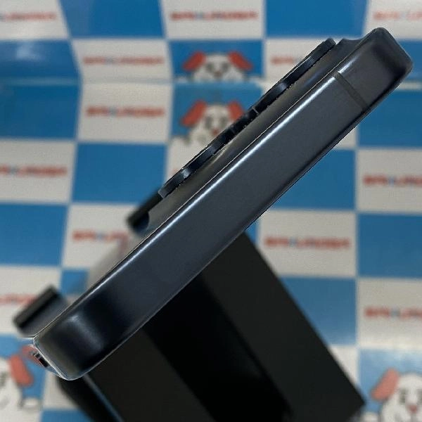 iPhone15 Pro au版SIMフリー 256GB MTUG3J/A A3101 新品同様 No 商品カラー