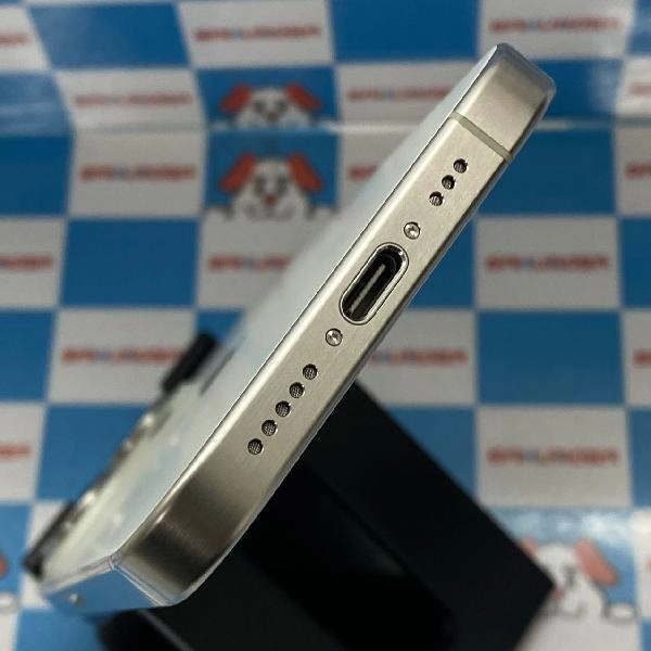 iPhone15 Pro Apple版SIMフリー 256GB MTUD3J/A A3101 新品同様 No 商品カラー