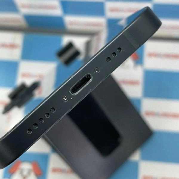 iPhone13 au版SIMフリー 256GB MLNH3J/A A2631