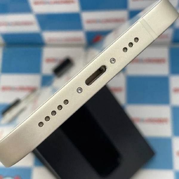 iPhone13 au版SIMフリー 128GB MLND3J/A A2631 極美品