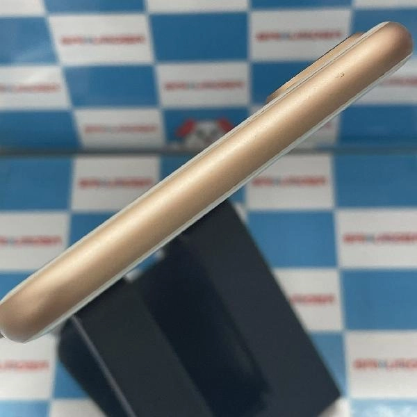 iPhone8 Plus au版SIMフリー 64GB MQ9M2J/A A1898 美品