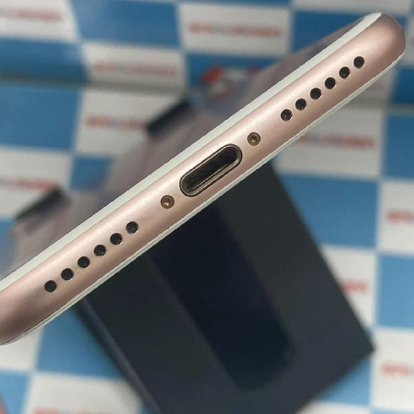 iPhone7 au版SIMフリー 128GB MNCN2J/A A1779 極美品 ローズゴールド