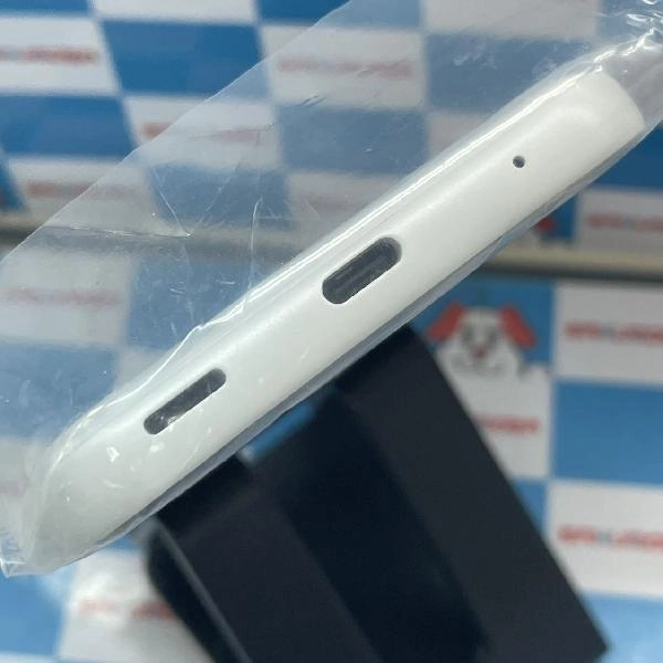 arrows We FCG01 au 64GB 新品未使用