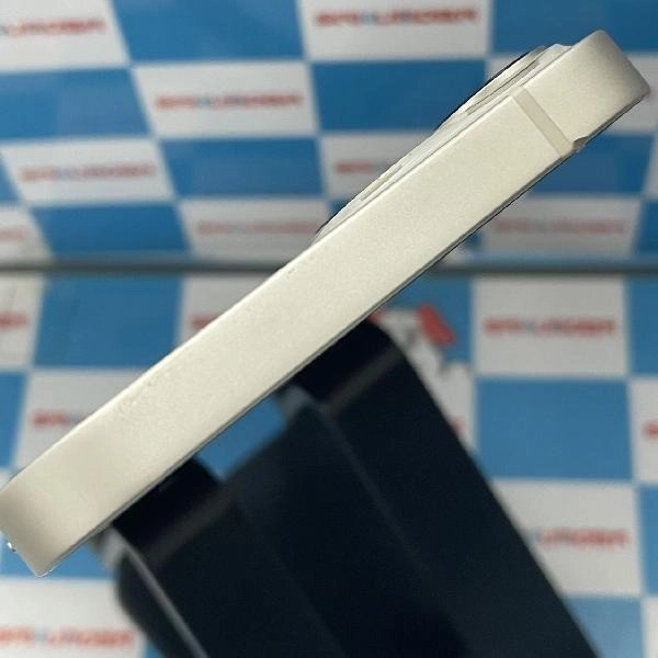 iPhone13 海外版SIMフリー 物理的デュアルSIM 128GB MLDV3CH/A A2634