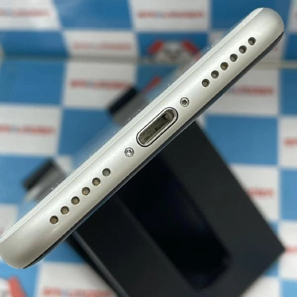 iPhoneSE 第2世代 Apple版SIMフリー 64GB MHGQ3J/A A2296 ブラック