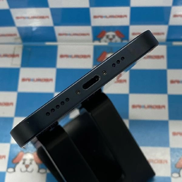 iPhone13 docomo版SIMフリー 128GB MLNC3J/A A2631 美品