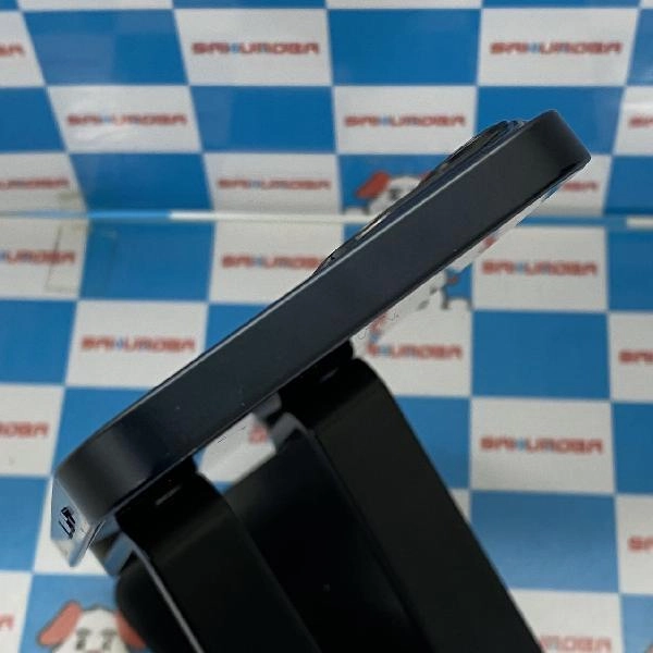 iPhone13 docomo版SIMフリー 128GB MLNC3J/A A2631 美品