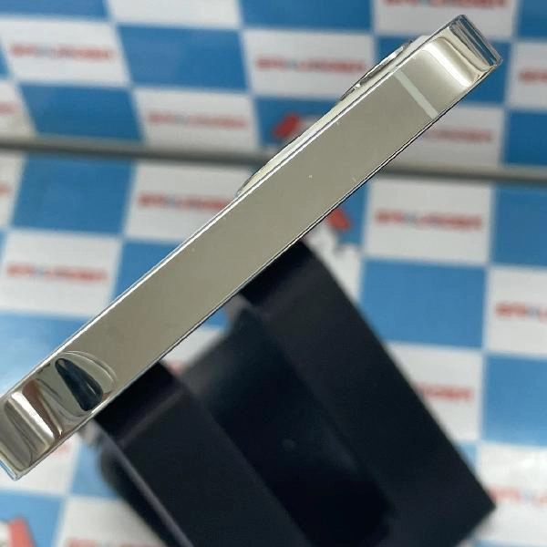 iPhone12 Pro docomo版SIMフリー 256GB MGMA3J/A A2402 シルバー