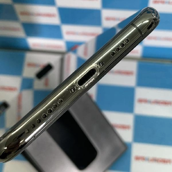 iPhoneXS Max docomo版SIMフリー 256GB MT6U2J/A A2102 スペースグレイ