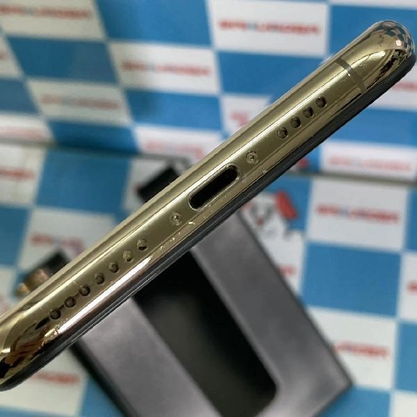 iPhoneXS Max au版SIMフリー 64GB MT6T2J/A A2102 ゴールド