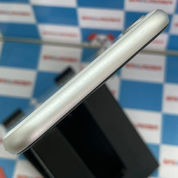 iPhoneSE 第2世代 Apple版SIMフリー 128GB MXD12J/A A2296 ホワイト