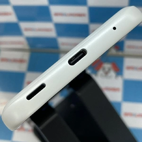 arrows We FCG01 au 64GB 極美品