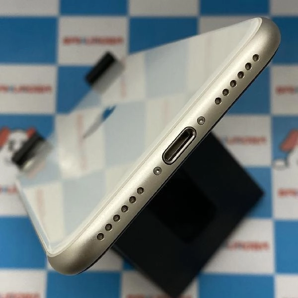 iPhoneSE 第3世代 SoftBank版SIMフリー 128GB MMYG3J/A A2782