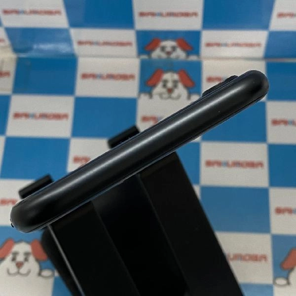 iPhoneSE 第3世代 au版SIMフリー 128GB MMYF3J/A A2782 美品